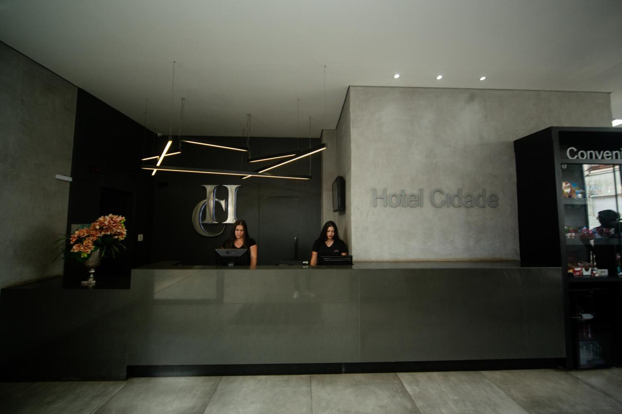Hotel Cidade アラシャー エクステリア 写真